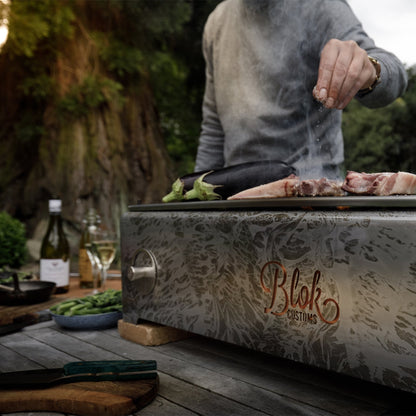 Blok Naka Table Grill / Patina