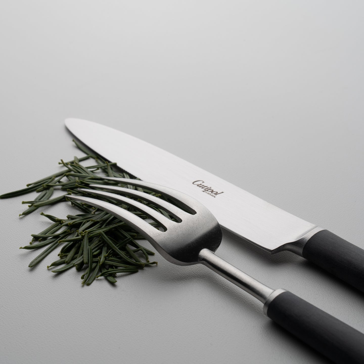 Cutipol Ebony 24 Piece Cutlery Set / Black and Stainless Steel