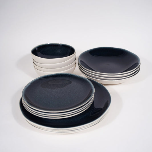 Jars Maguelone 16 Piece Dinner Set / Bleu Nuit